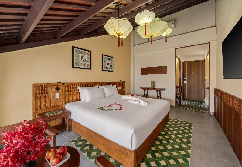 Womens Group Trip. Hosted Women's Group Trips. Hoi An Vietnam. 