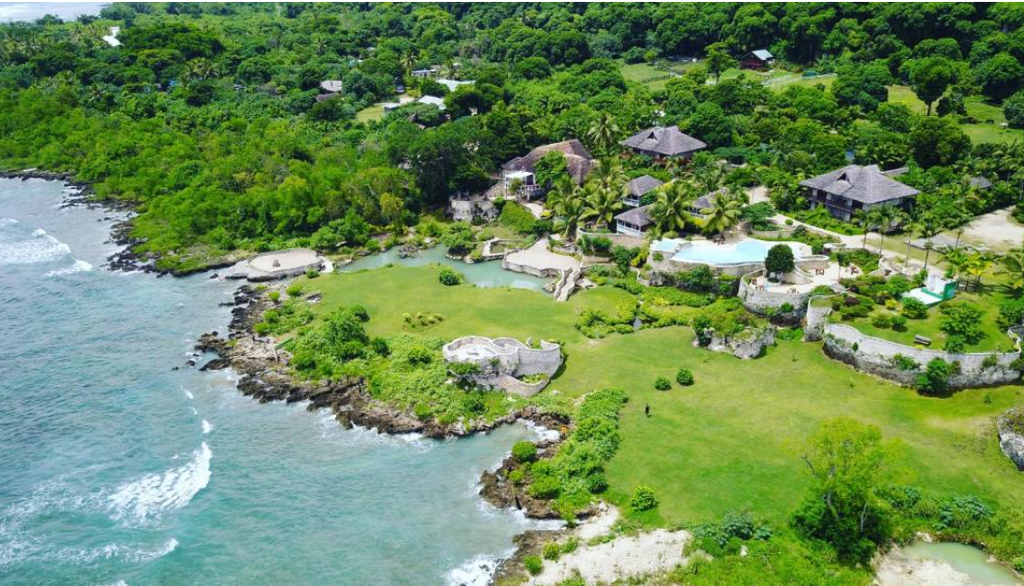 Lush tropical rainforest landscape in Vanuatu — women's adventure travel with Wander Beyond Co"